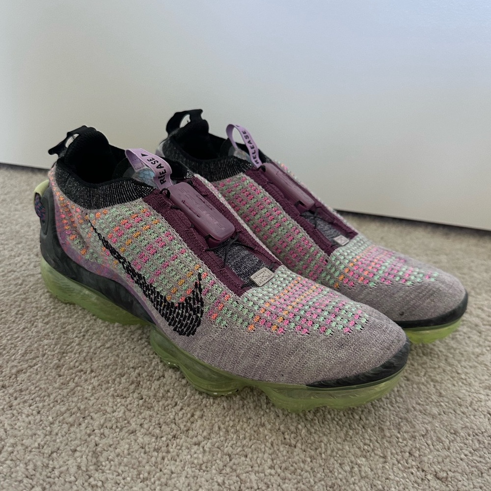 Nike Air VaporMax Flyknit - Wmns Violet Ash Multi-Color